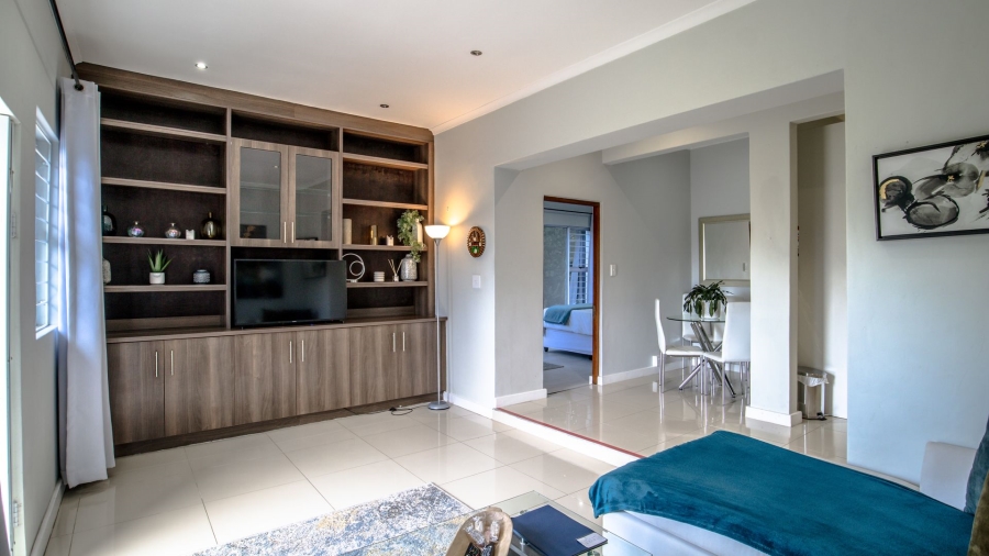 9 Bedroom Property for Sale in Mount Rhodes Western Cape